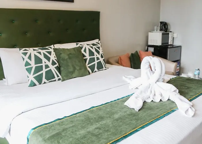 Pacific Bay Grand Hotel