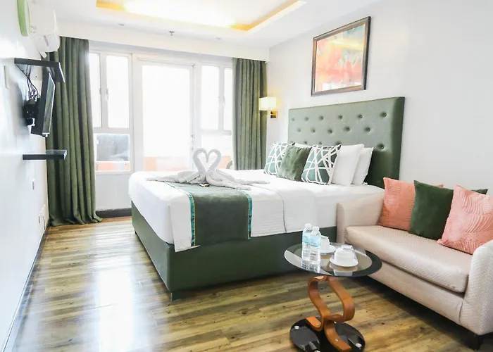 Pacific Bay Grand Hotel 3*