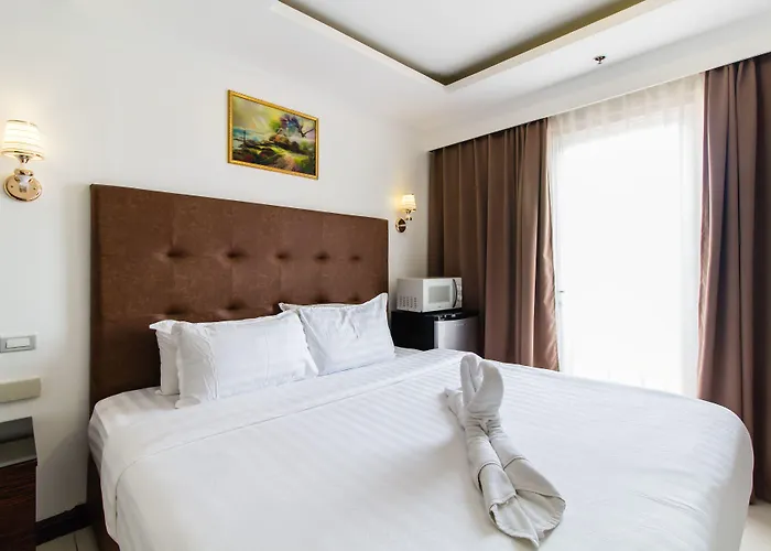 Pacific Bay Grand 3* Manila