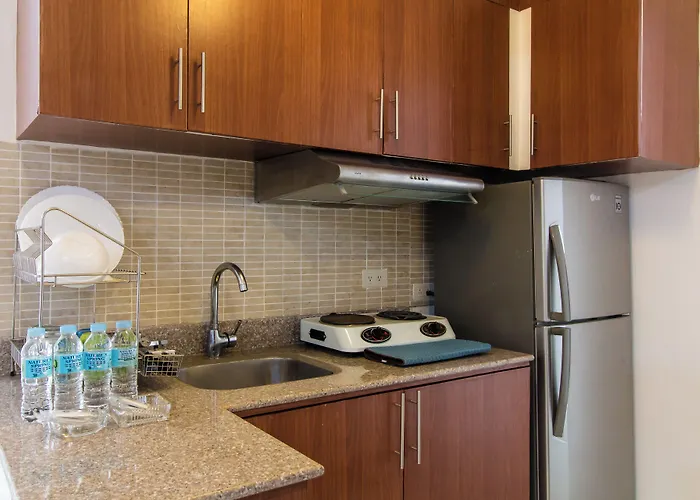 Pacific Bay Grand Hotel 3*