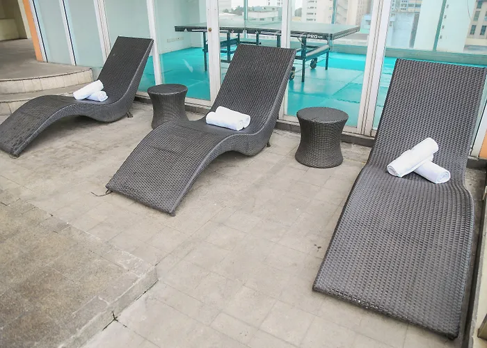 酒店 Pacific Bay Grand 3*